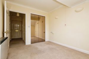 BEDROOM- click for photo gallery